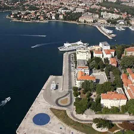 Vila Nada Borik *