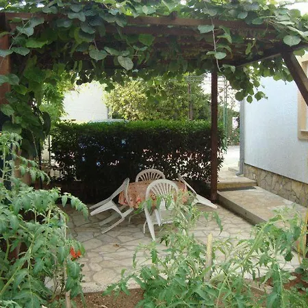 Apartment Nada Borik *